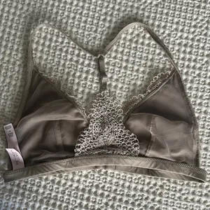 Elegant Lace Bralette in Brown thumbnail 3