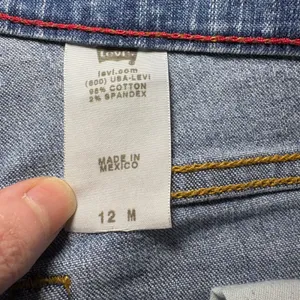Levis 550 Relaxed Boot Cut Jeans Womens 12‎ M Blue Denim Stretch VTG y2k western thumbnail 4