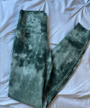Lululemon diamond dye leggings thumbnail 1