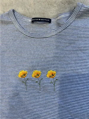 Brandy Melville Knit Top Short Sleeve thumbnail 2