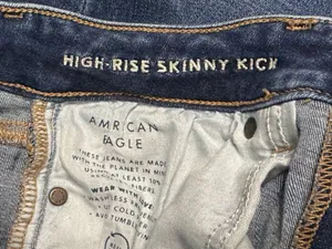 American Eagle High Rise Skinny Kick Jeans 2 Regular Stretch Frayed Hem thumbnail 8
