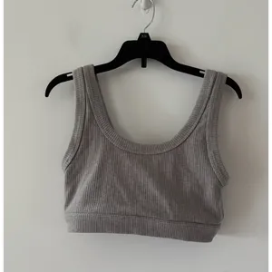 Alo Yoga Wellness Ribbed Heather Grey Athletic Sports Bra Size S thumbnail 2