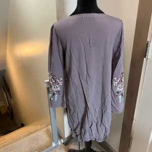 Cedar Rose Long Sleeve‎ Embroidered Floral Boho Dress Midi Grey V-Neck Flowy S thumbnail 6