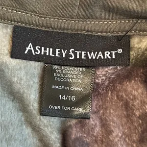 Ashley Stewart Romper.Size 14/16. Camo Velour Drawstring Hoodie Long SL Full Zip thumbnail 12