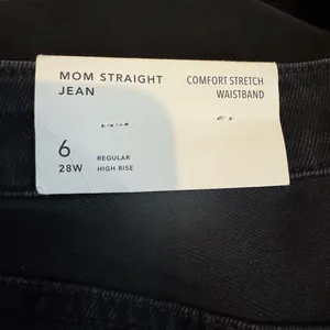 NWT American Eagle Outfitters Mom Straight Black Jeans size 6 thumbnail 11