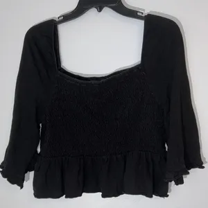 American Eagle‎ Outfitters Black Smocked Blouse Size L Cropped thumbnail 1