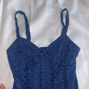 Blue lace dress thumbnail 2