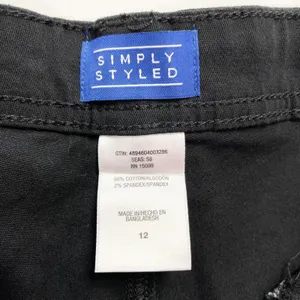 Simply‎ Styled Womens Chino Shorts Size 12 Cuffed Classic Summer Beachy Travel thumbnail 6