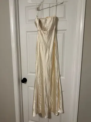 NWT Selfie Leslie Champagne dress thumbnail 3