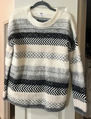 JACK Sweater thumbnail 1