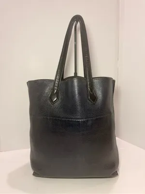 Fendi Dark Navy Leather Tote with Hanging Tag thumbnail 13
