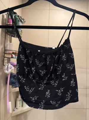PacSun Tank Top thumbnail 1