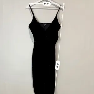 Topshop Women’s Sleeveless Faux Wrap Velvet Jumpsuit Black Size 6 EUC thumbnail 6