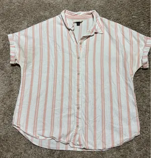 Universal Threads Striped Top thumbnail 1