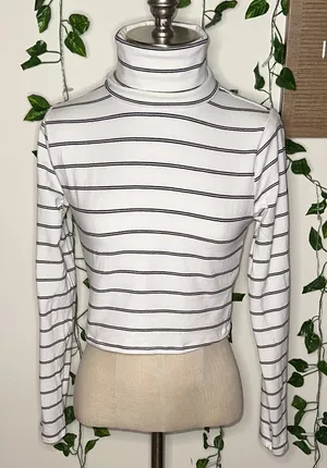 Garage Striped Longsleeve Turtleneck Top Black & White thumbnail 1