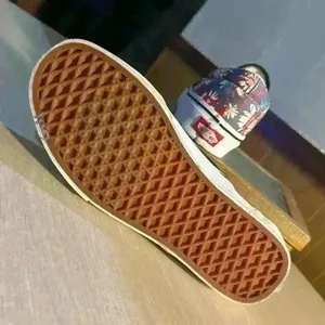 Vans Classics Slip-Ons Floral “Graffiti” thumbnail 5