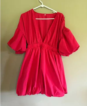 Hot Pink Bubble Hem‎ Mini Dress Deep V-Neck Puff Sleeve Smocked Waist Size M thumbnail 1