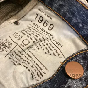GAP Women's Boyfriend Jeans - Blue thumbnail 4