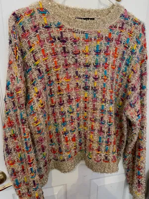 Sweater Size M thumbnail 2