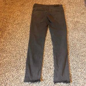 Madewell 9 Inch Mid Rise‎ Skinny Jeans Women's Size 28 Black Frayed Hem thumbnail 7