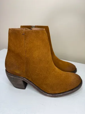 Frye Rosalia Bootie Cognac Suede Sample Sale sz 6 thumbnail 2