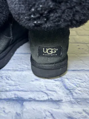 UGG Boots Womens 9.5 Classic Tall Shearling Winter Black Suede Leather Fur thumbnail 9