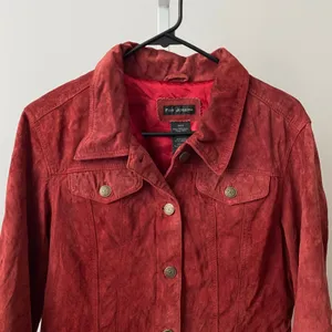 For‎ Joseph Suede Boho Western Trucker Jacket Medium Red Leather Coat B810-236 thumbnail 2