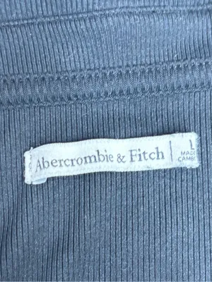 Abercrombie & Fitch Black Long-Sleeve Button-Down Shirt thumbnail 6