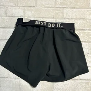 Nike Women's Black Athletic Shorts thumbnail 5