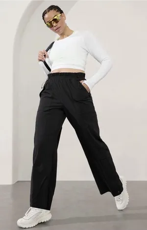 Athleta NEW Trekkie Parachute Pant in Black thumbnail 1