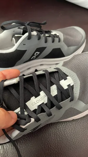 On Cloudflyer 4 Women's pre loved color in grey size 8.5 wear once in store color in Trey/black/white thumbnail 7