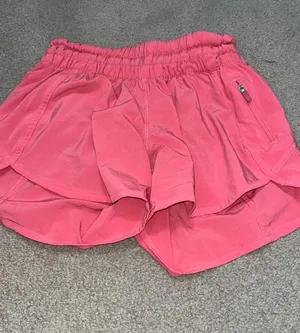 Lululemon Shorts thumbnail 1