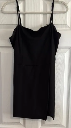 Elegant Black Women's Dress thumbnail 1