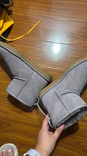 UGG Australia Mauve Purple Mini boots thumbnail 9