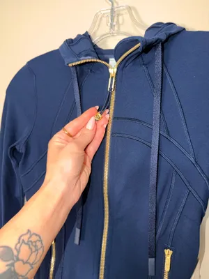 Define Cropped Lululemon Jacket Nulu 2 thumbnail 5