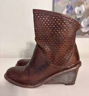 Bed Stu Cobbler Series Ankle Booties Womens Size 8 Brown Leather Wedge Western thumbnail 1