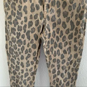 Blank NYC The Reade Crop Catwalk Cropped Denim Animal Print 28 thumbnail 6