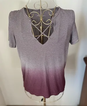 American Eagle Outfitters Crisscross V-Neck Ombre Stripe Tee Size XS thumbnail 1