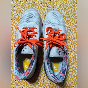 ASICS running shoes, fun colors, great support in shoes, gently worn, size 10 thumbnail 10