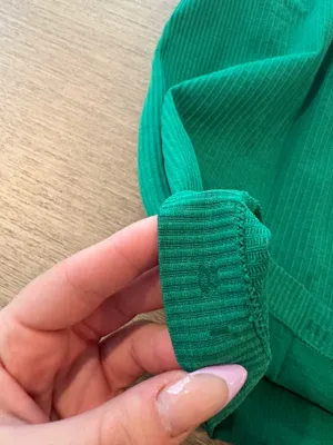 Lululemon Tank thumbnail 4