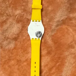 Vintage Swatch thumbnail 2