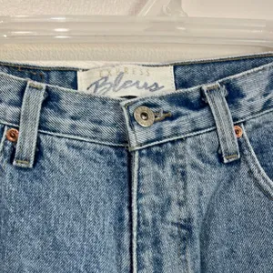 Express Blues‎ Vintage Jeans Women’s Size 5/6 Bootcut Y2K Raw Hem 100% Cotton thumbnail 4