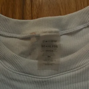 Aritzia Long Sleeve  thumbnail 2