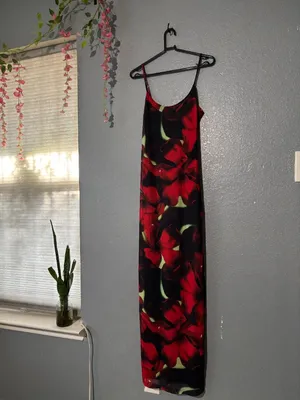 White Fox Red Floral Mesh Maxi Dress – Size Medium thumbnail 2