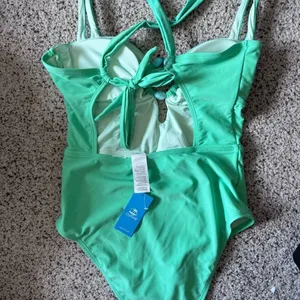 Cupshe NWT Green One Piece Swimsuit Size‎ Medium thumbnail 4