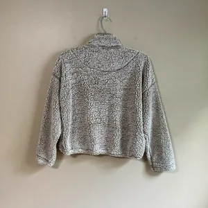 Warm & Cozy‎ lifestyle small pullover Tan thumbnail 4