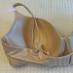NEW! $50 VICTORIA’S SECRET 32A Lightly Lined Demi Bra BEIGE Padded Underwire thumbnail 13