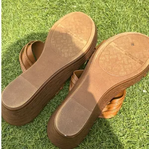 Italian Shoemakers Womens Brown Wedge Slide Sandals Gold Ring Detail Size 9 thumbnail 4