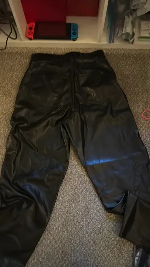 Abercrombie Ankle Straight Ultra High-Rise Curve Love Leather Pants thumbnail 2