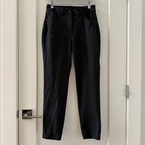 Lululemon City Sleek High Rise Black Work Pant Trouser Size 4 thumbnail 3